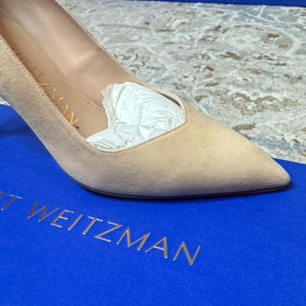 Stuart Weitzman Beige Suede Heels size 5 - Picture 3 of 8